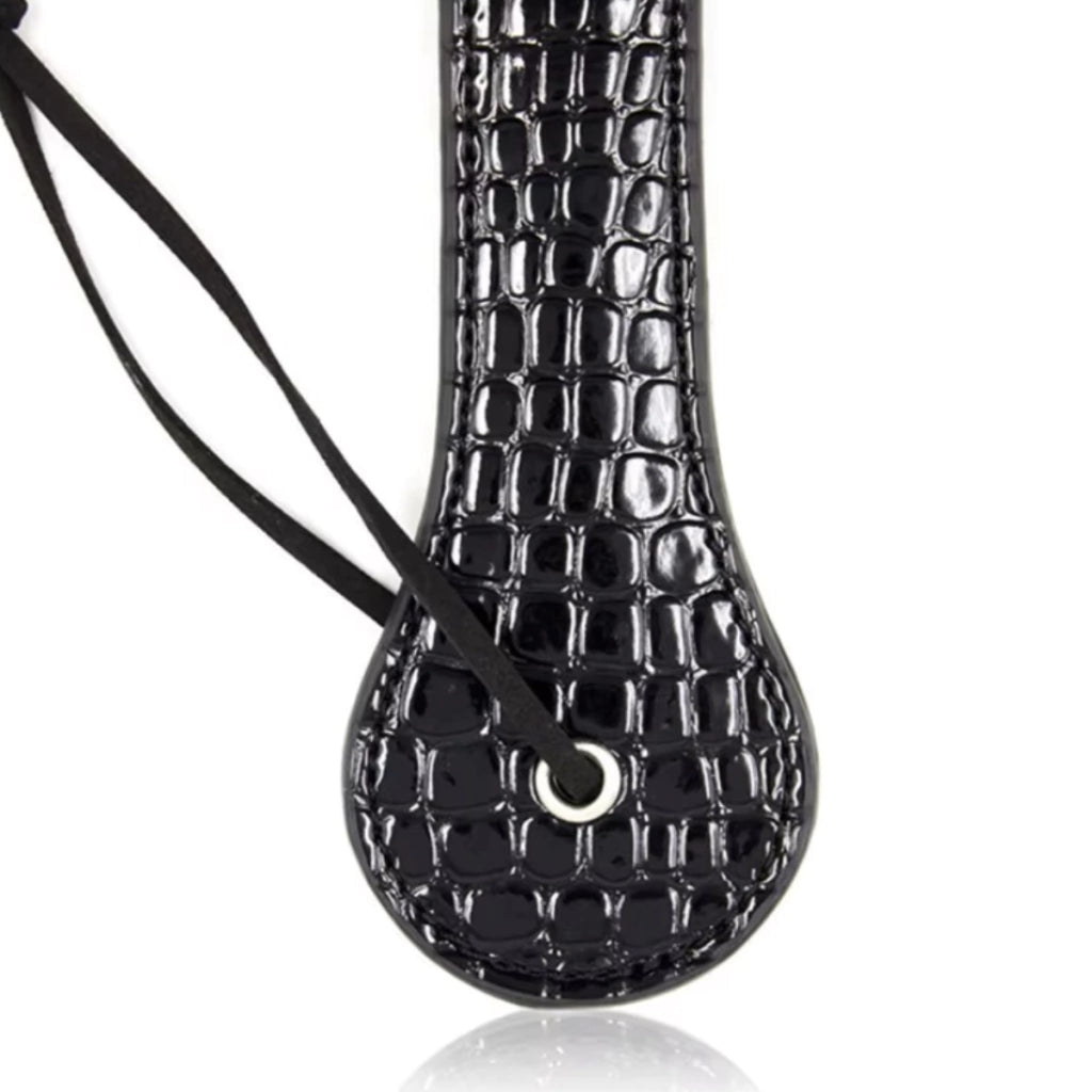Palmeta para Spanking de Ecocuero Simil Cocodrilo