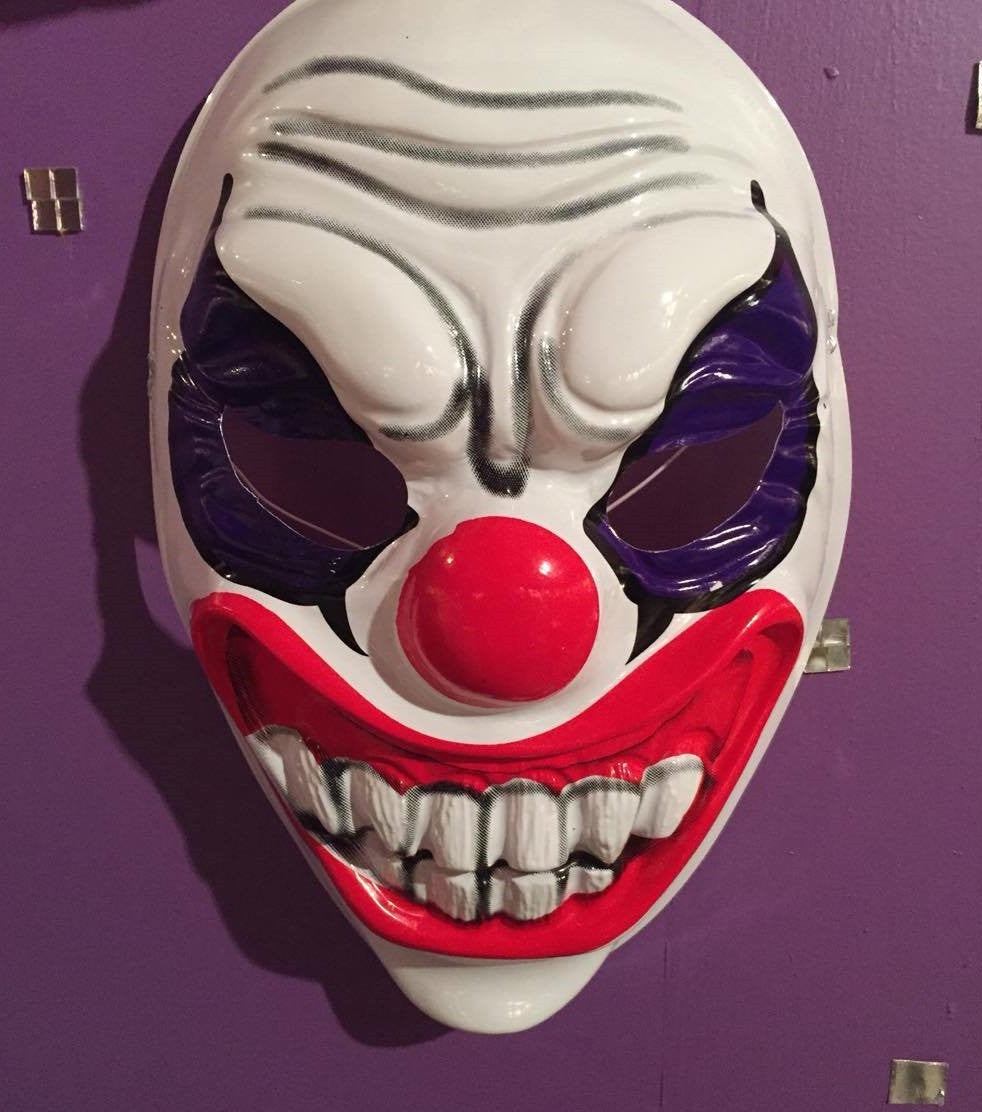 Careta plastica payaso del terror con pelo