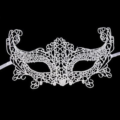 Antifaz calado tipo encaje -